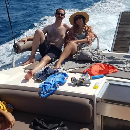Botel House Boat Golfo Di Napoli *