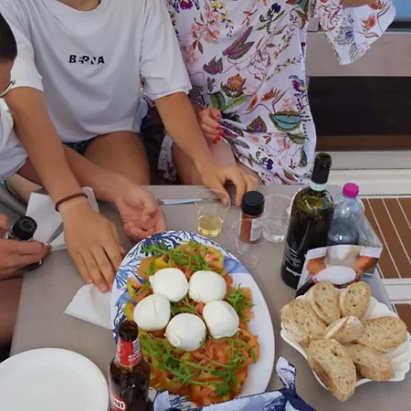 House Boat Golfo Di Napoli *