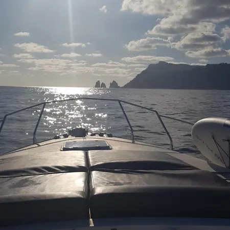 House Boat Golfo Di Napoli